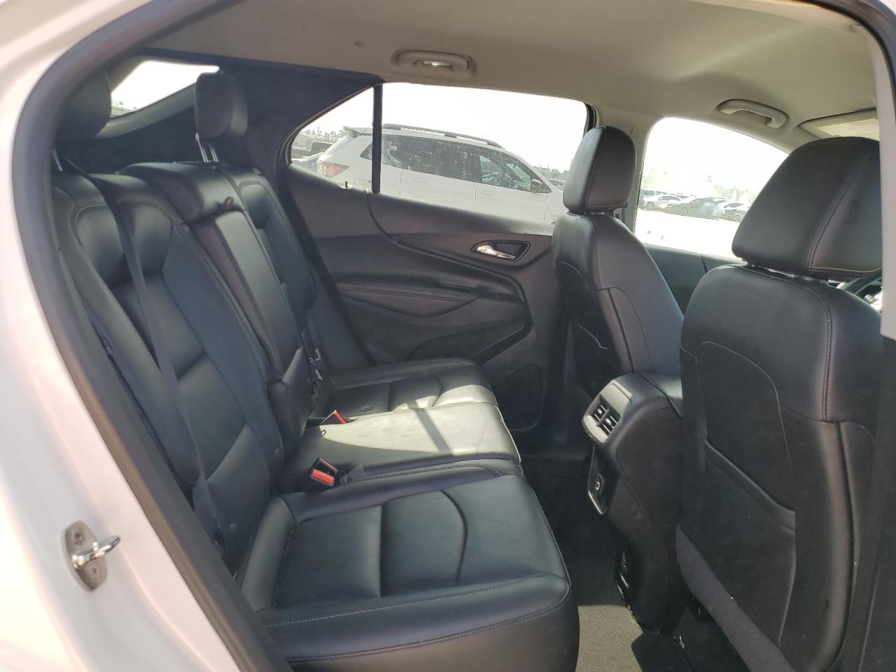 2019 Chevrolet Equinox - Image 11