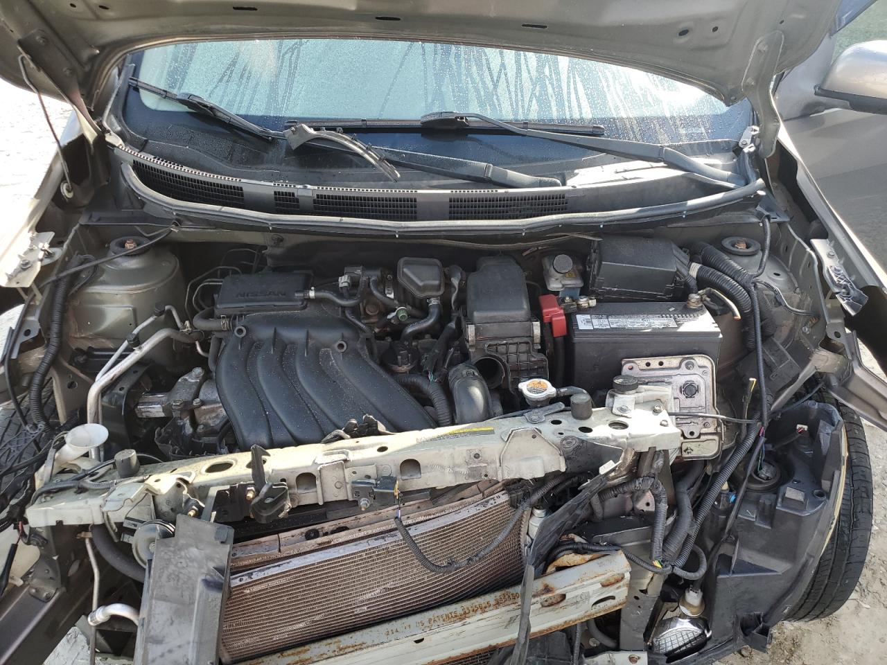 2012 Nissan Versa - Image 12
