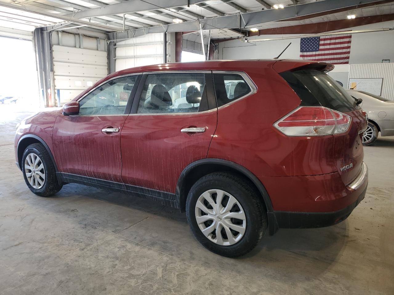 2015 Nissan Rogue - Image 2