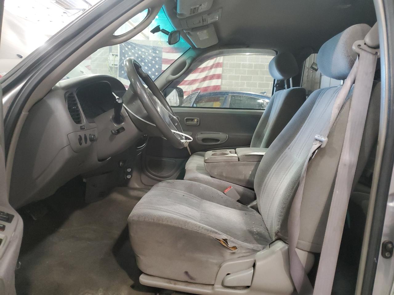 2002 Toyota Tundra - Image 7