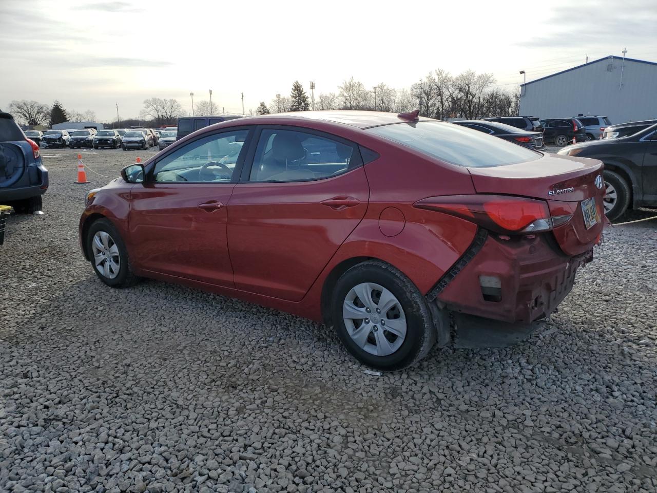 2016 Hyundai Elantra - Image 2