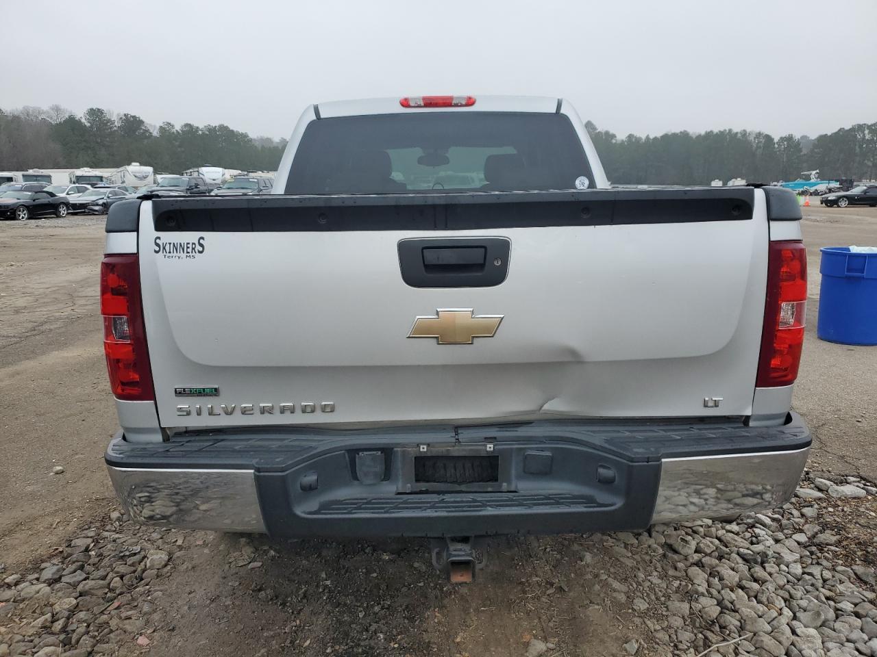 2011 Chevrolet Silverado - Image 6