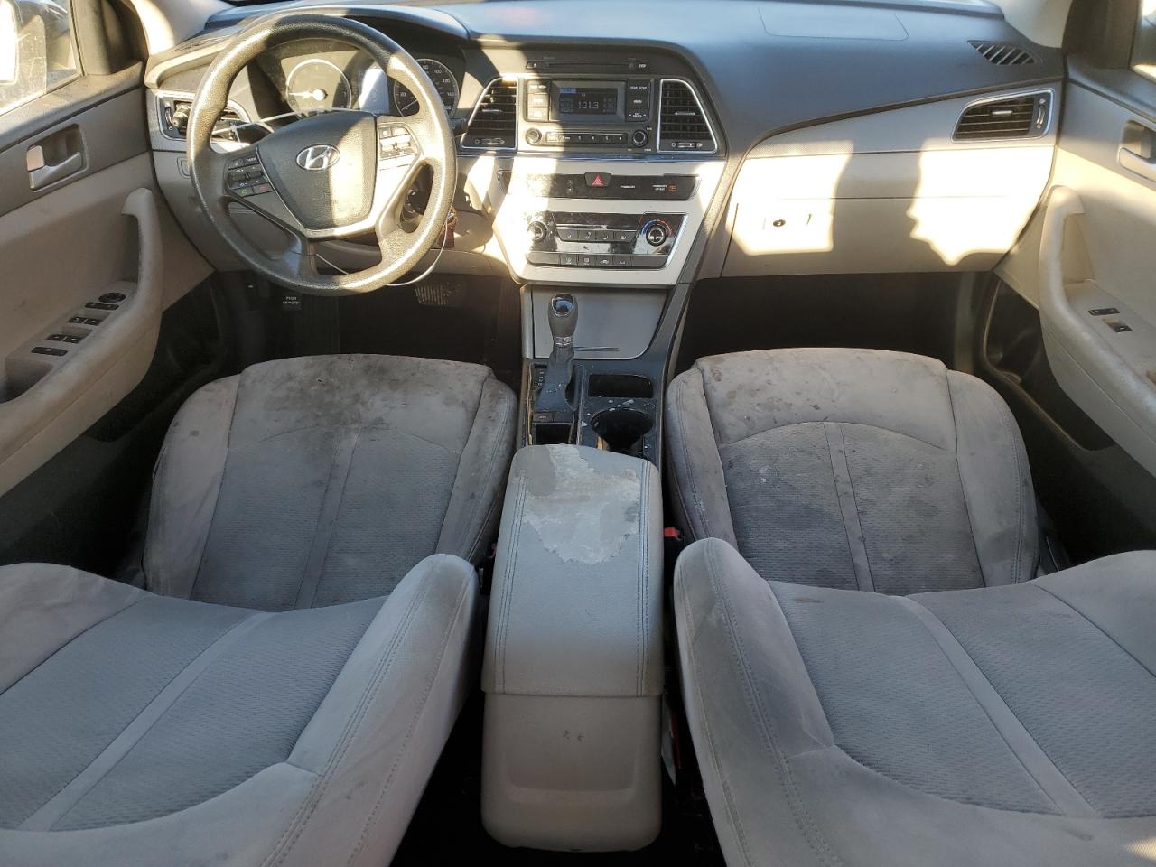 2015 Hyundai Sonata - Image 8