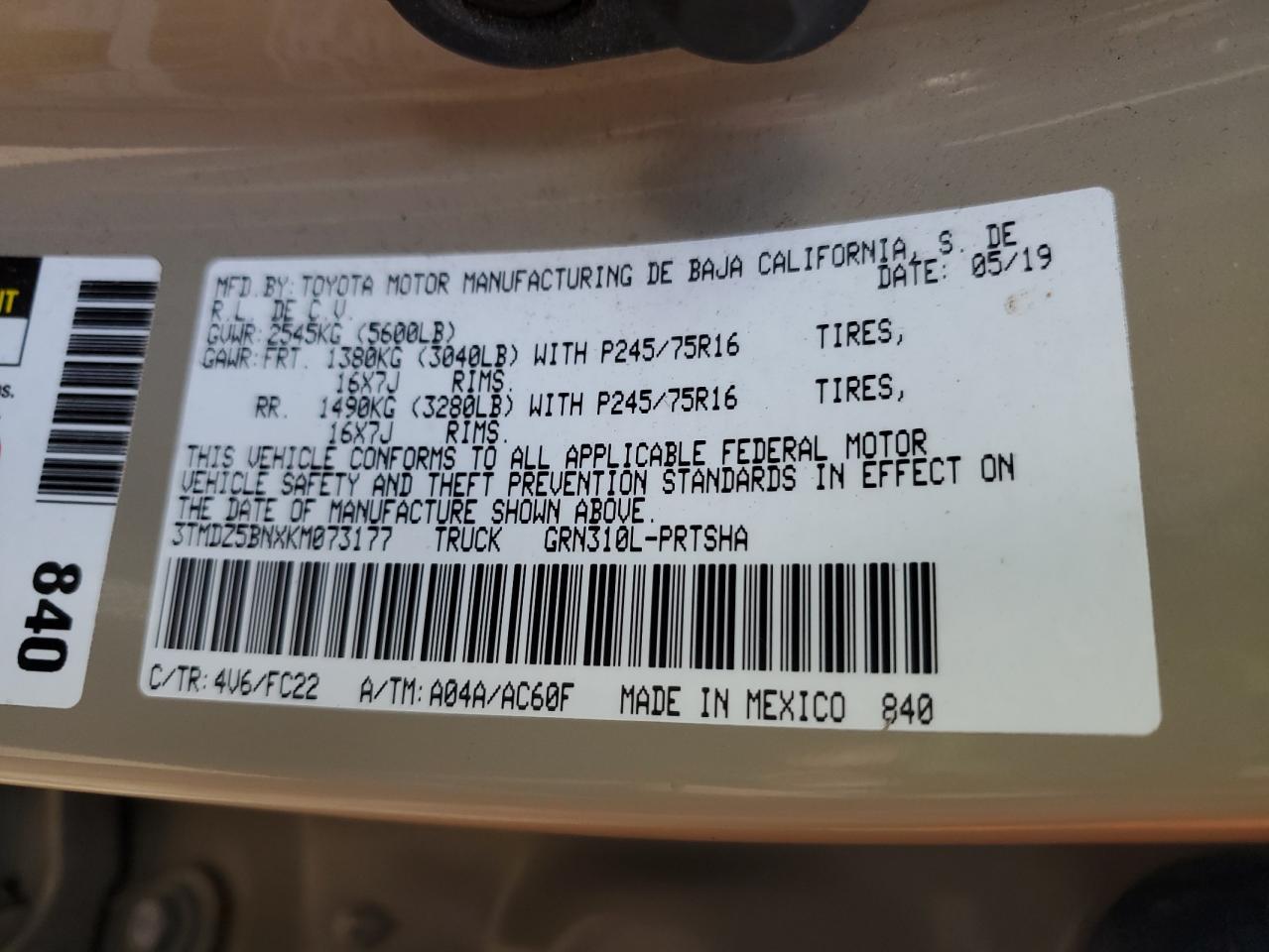 2019 Toyota Tacoma - Image 12