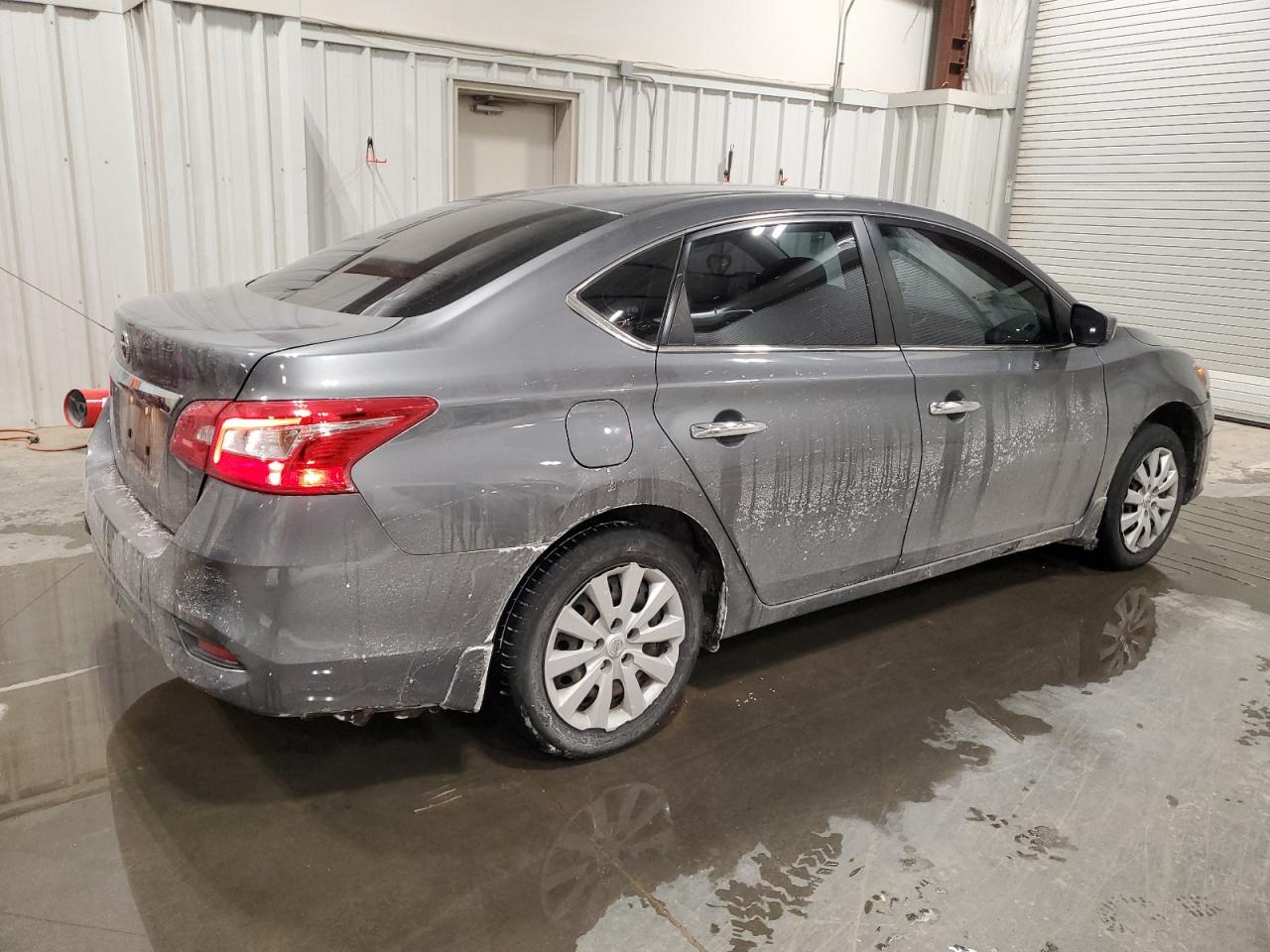2016 Nissan Sentra - Image 3