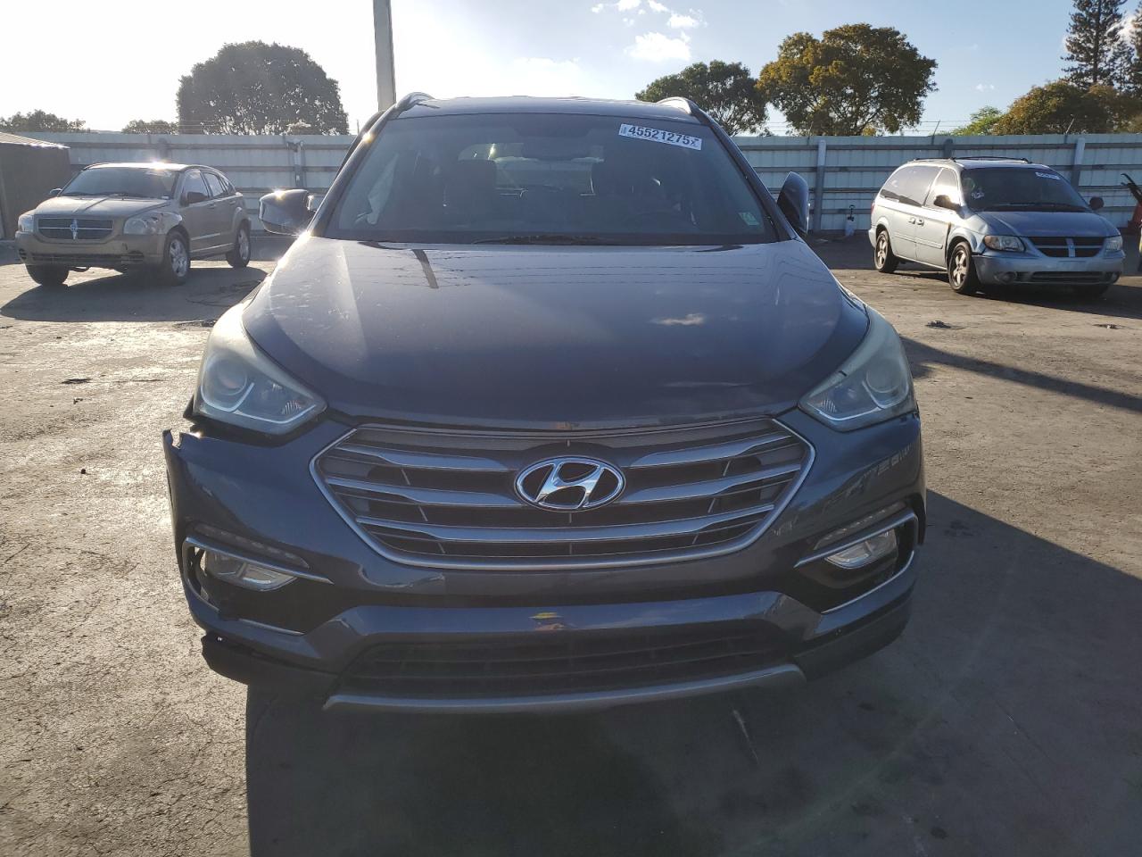 2017 Hyundai Santa Fe - Image 5