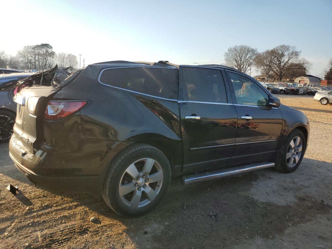 2014 Chevrolet Traverse - Image 3