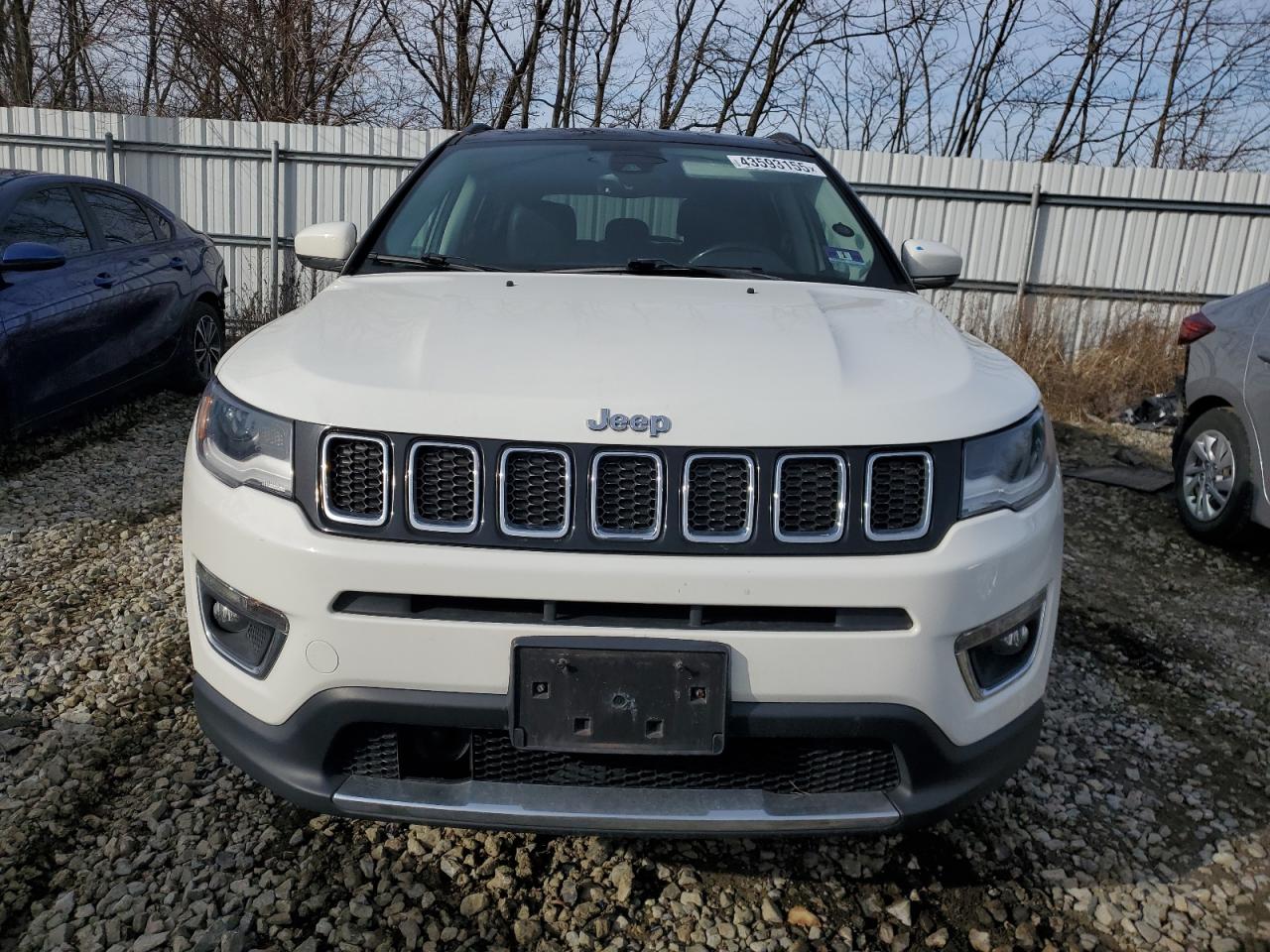 2017 Jeep Compass - Image 5