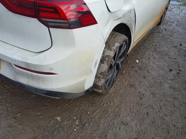 2022 VOLKSWAGEN GOLF 1.5 TSI R-LINE 5DR