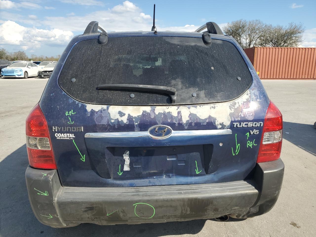 2005 Hyundai Tucson - Image 6