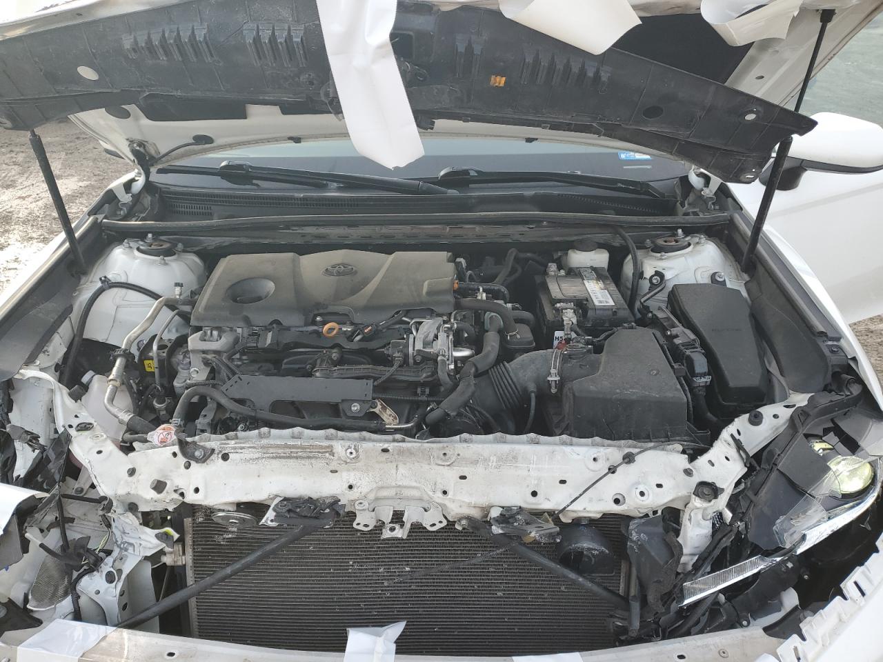 2020 Toyota Camry - Image 11