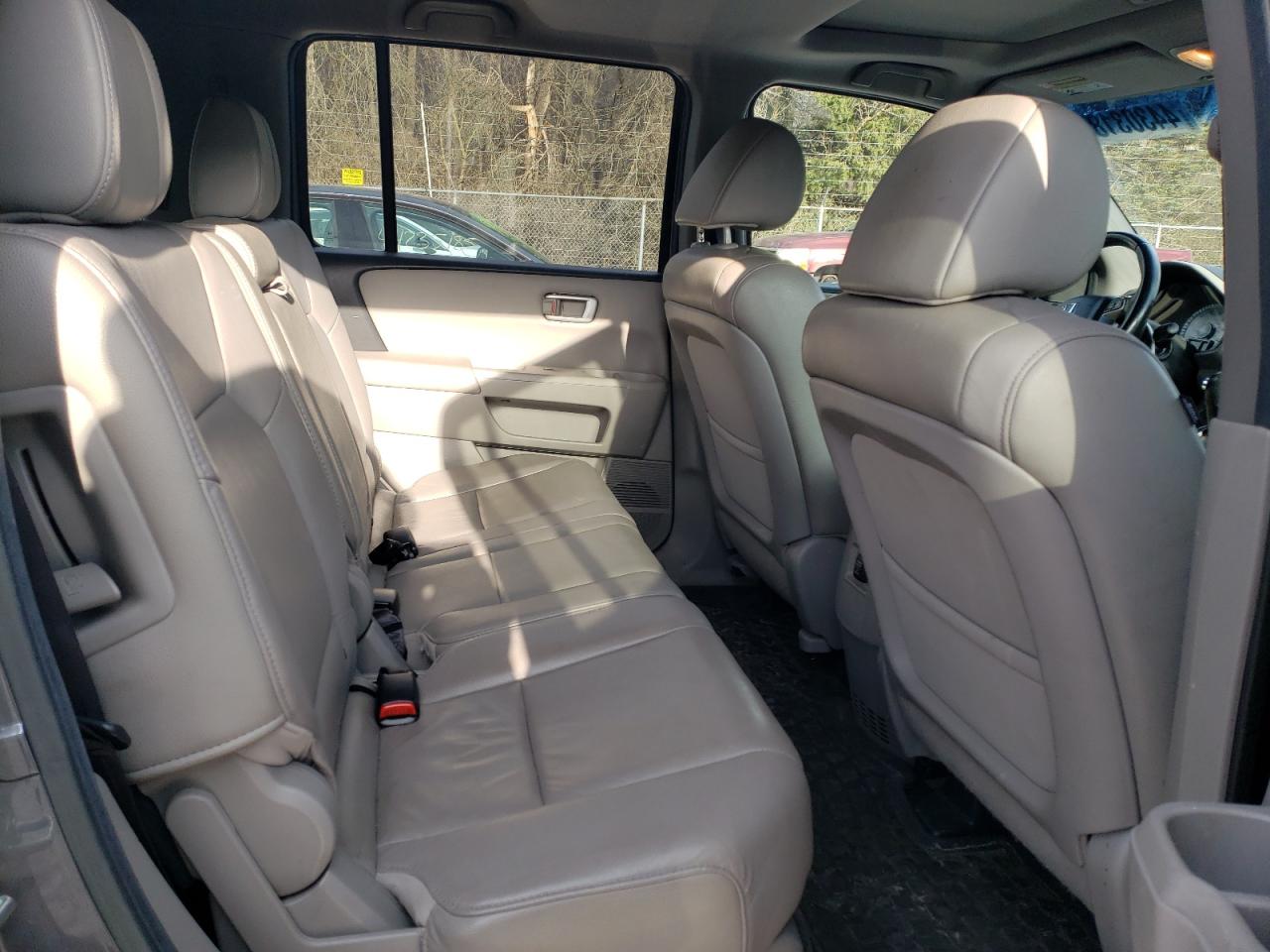 2012 Honda Pilot - Image 11