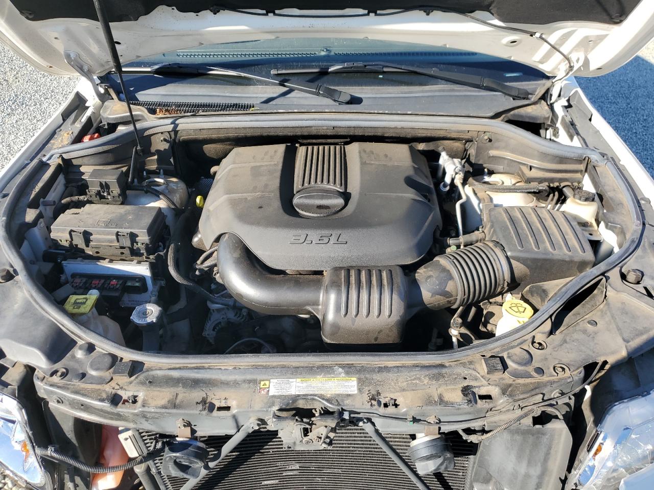 2011 Jeep Grand Cherokee - Image 11