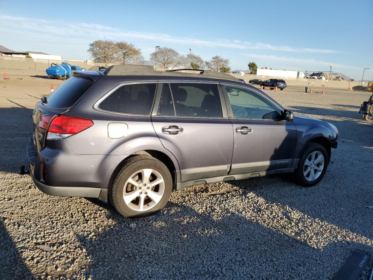 2014 Subaru Outback - Image 3
