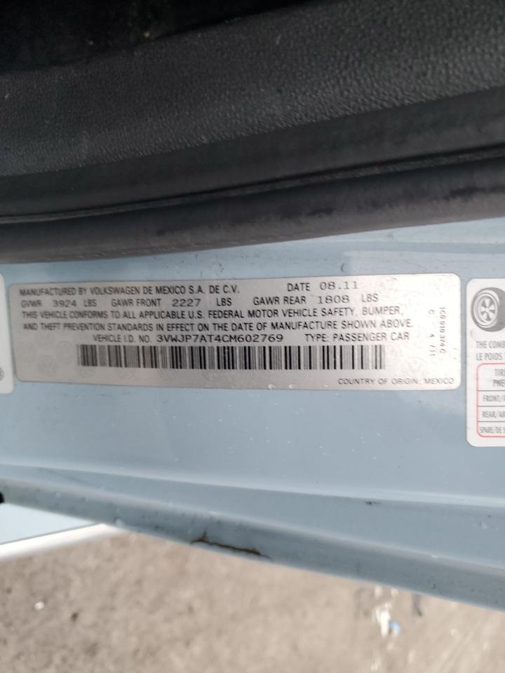 2012 Volkswagen Beetle - Image 13