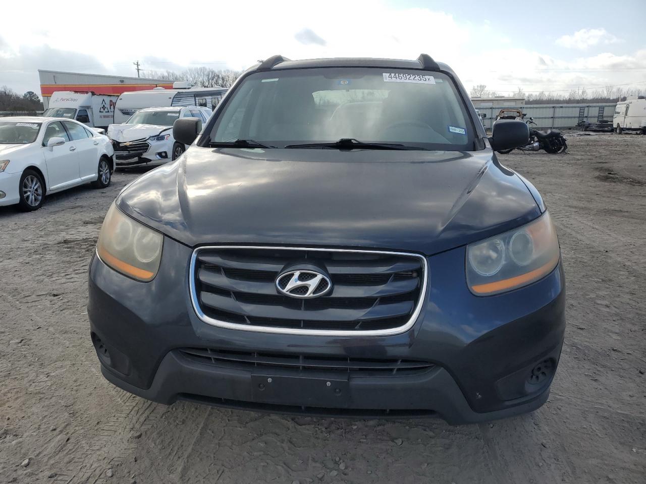 2011 Hyundai Santa Fe - Image 5