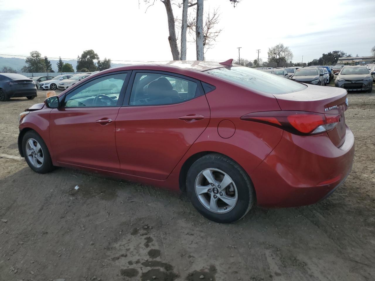2015 Hyundai Elantra - Image 2