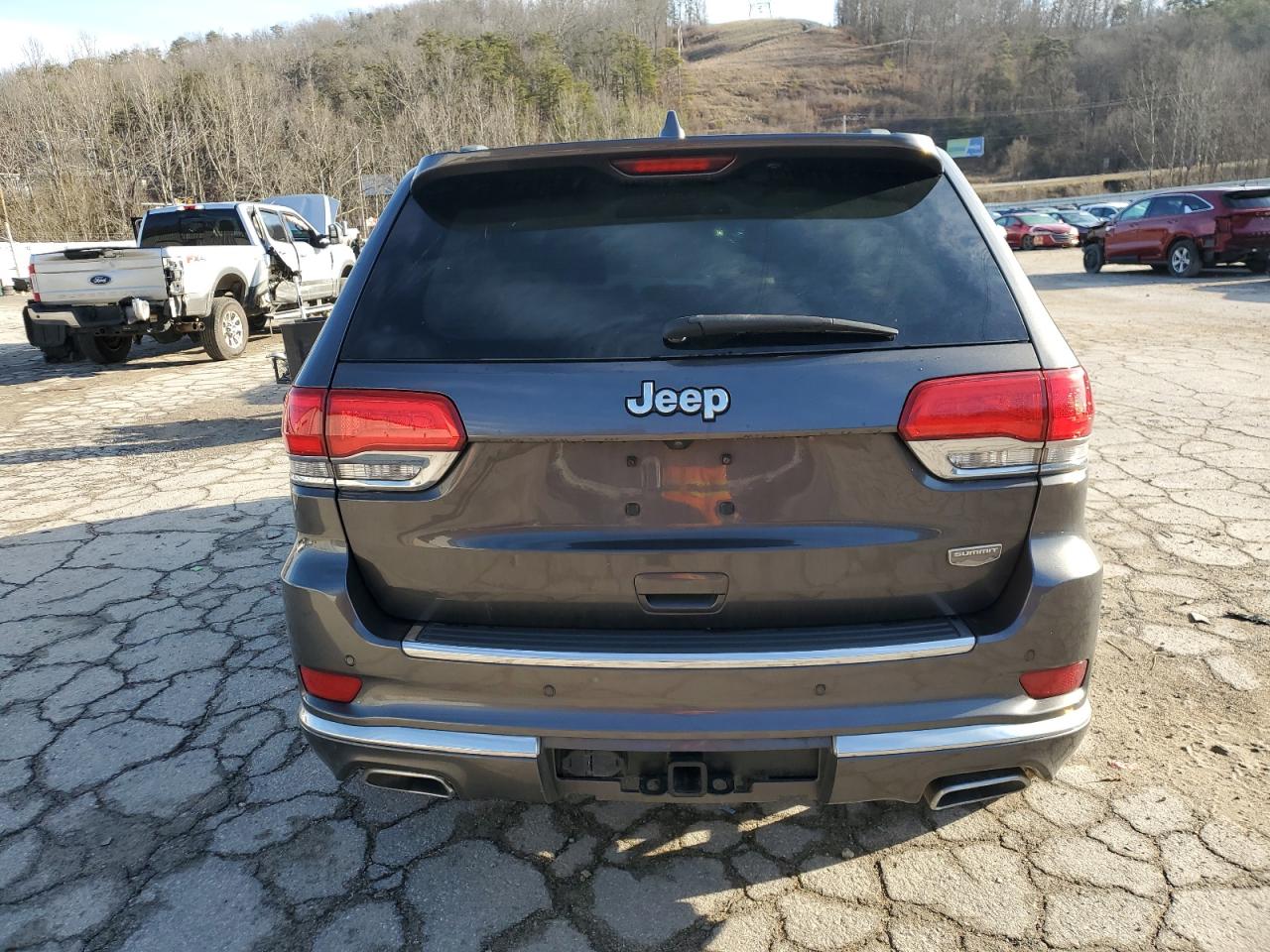 2019 Jeep Grand Cherokee - Image 6