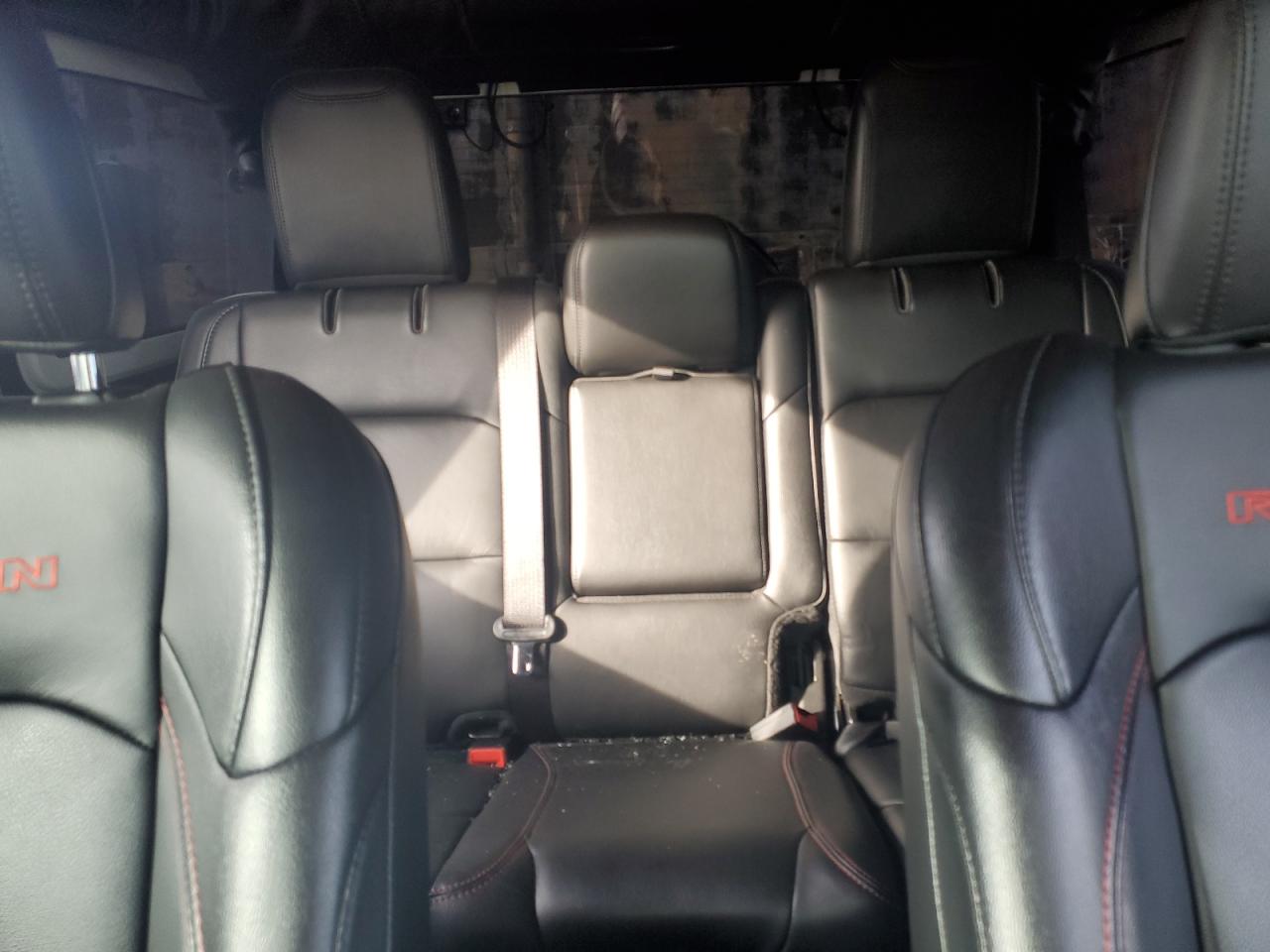 2019 Jeep Wrangler - Image 10