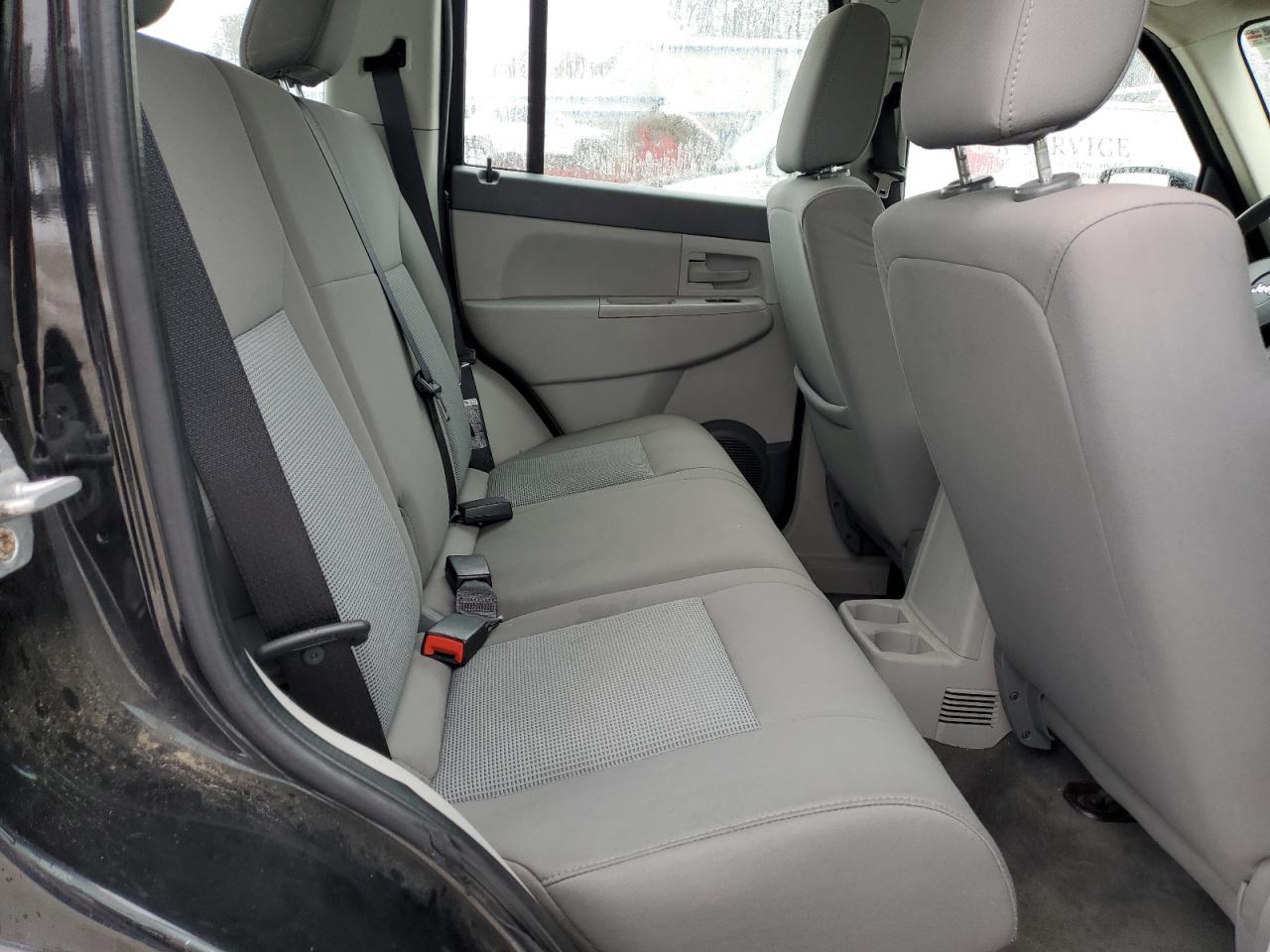 2008 Jeep Liberty (North America) - Image 11