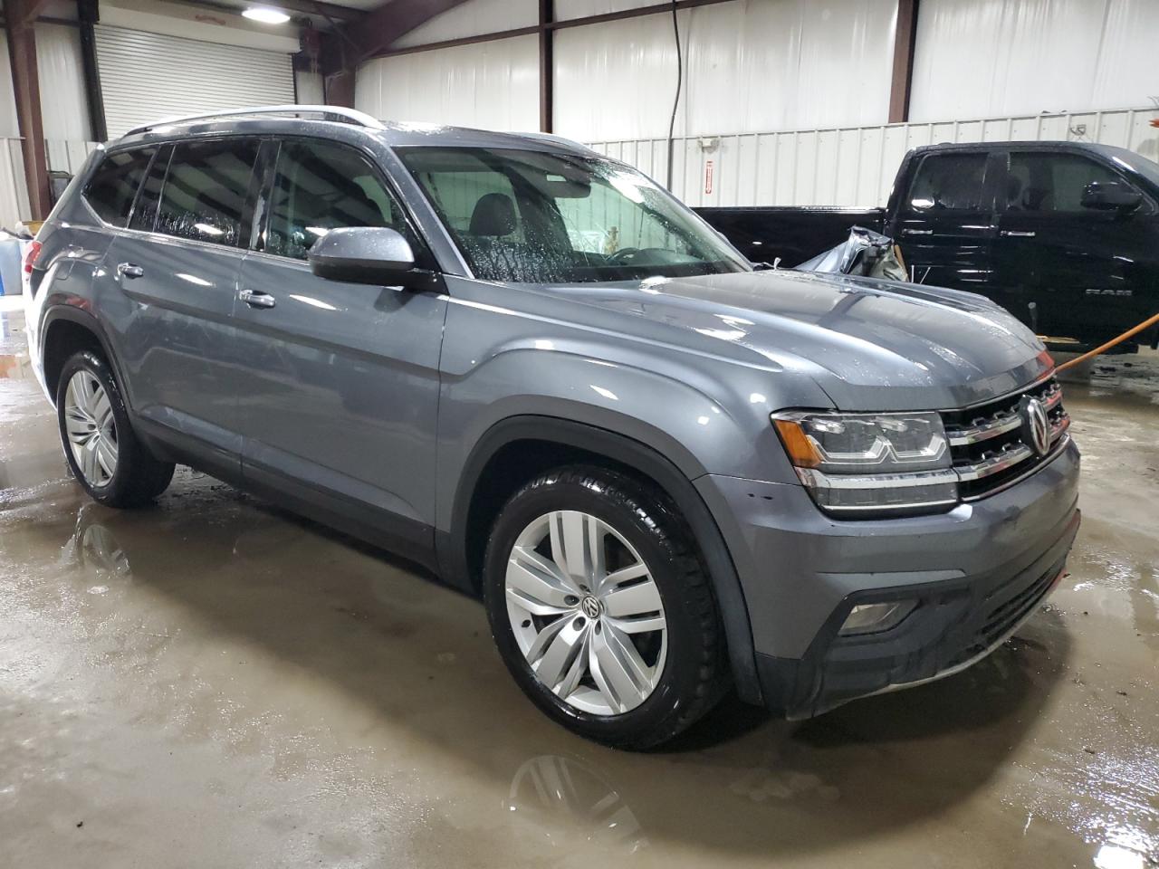 2019 Volkswagen Atlas - Image 4