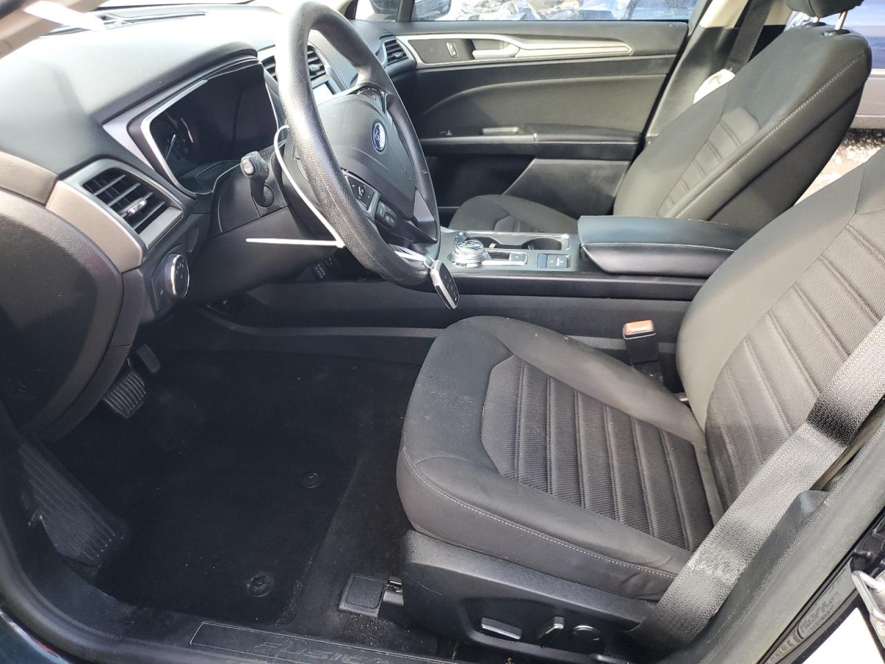 2020 Ford Fusion - Image 7