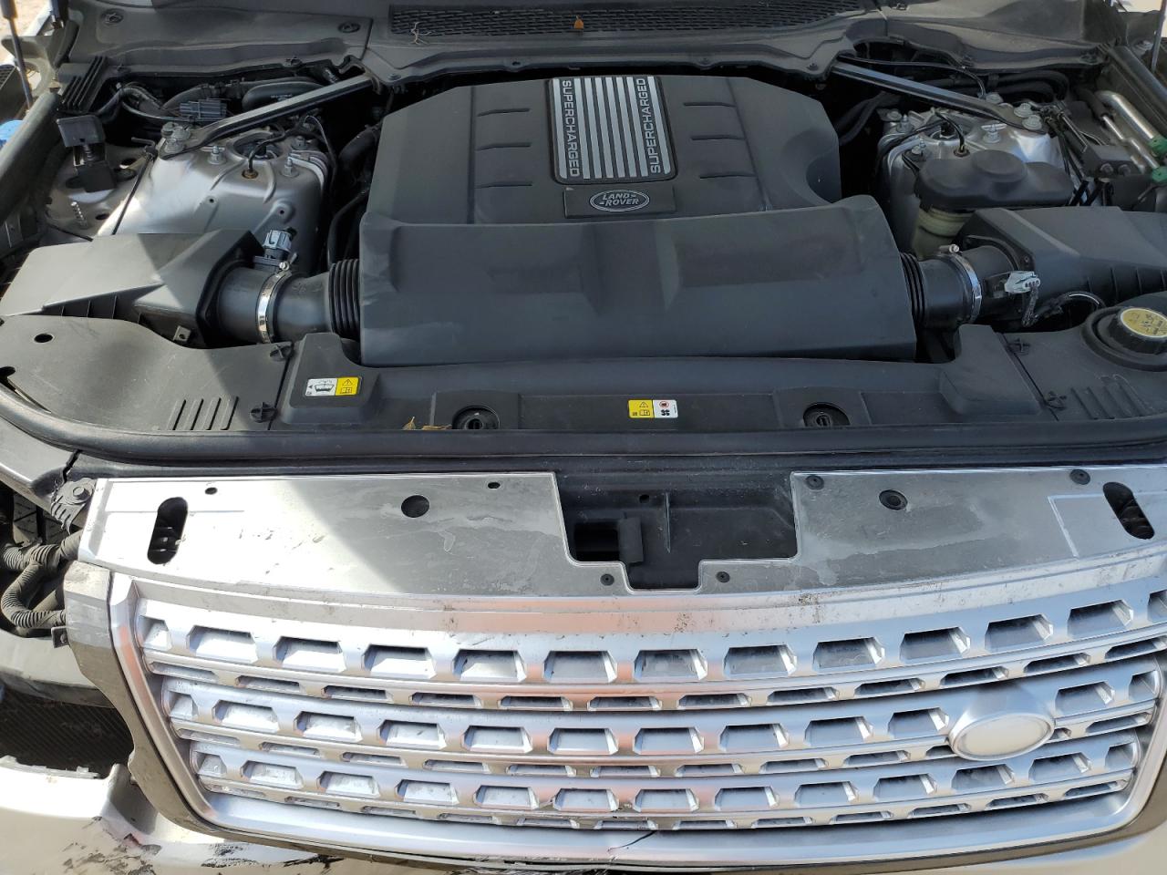 2016 Land Rover Range Rover - Image 14