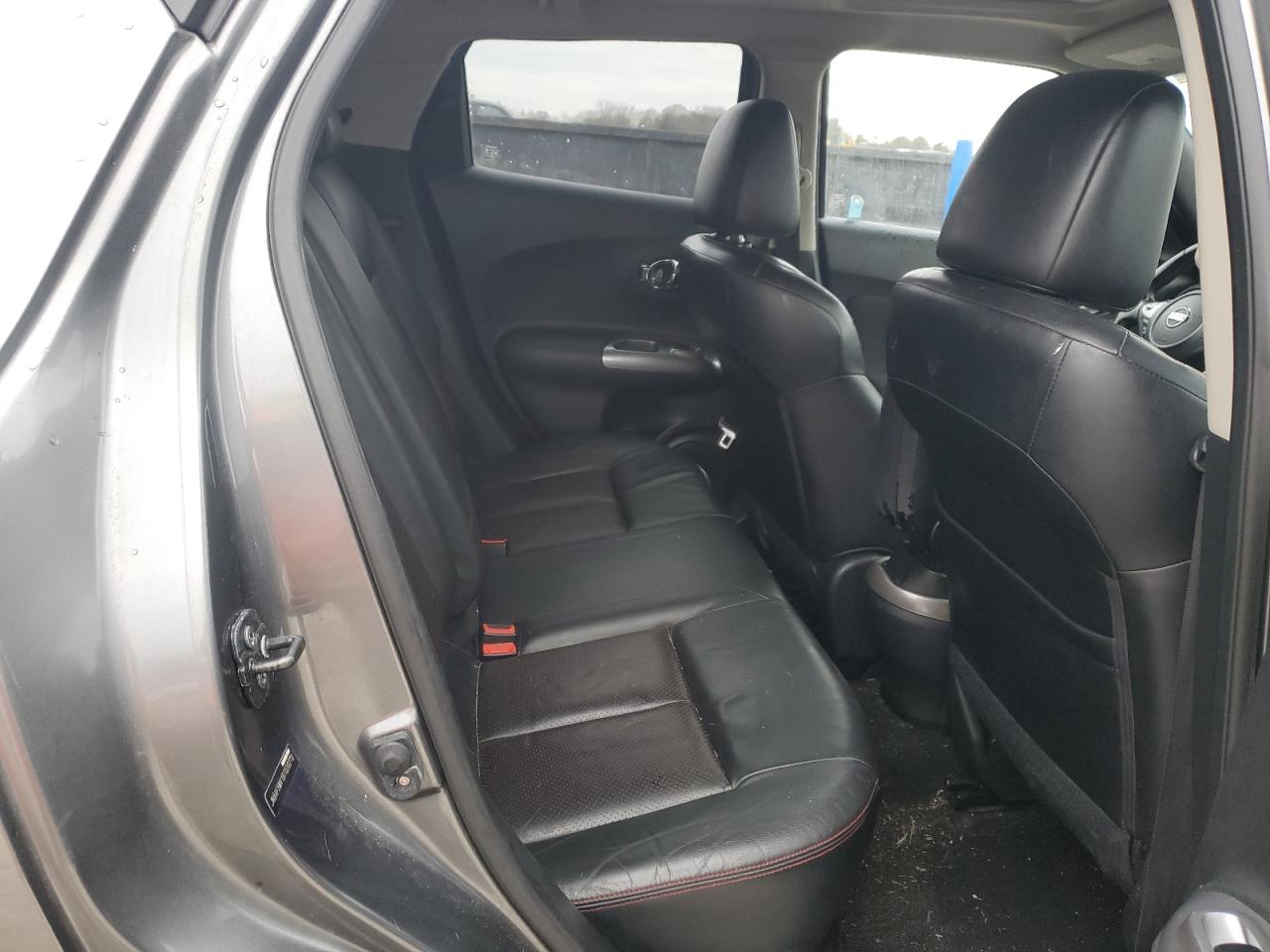 2011 Nissan Juke - Image 11