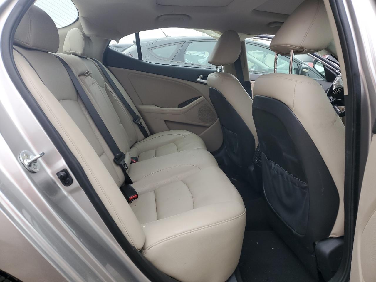 2015 Kia Optima - Image 10