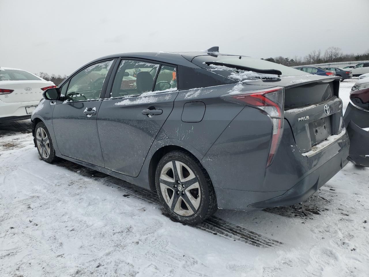 2016 Toyota Prius - Image 2