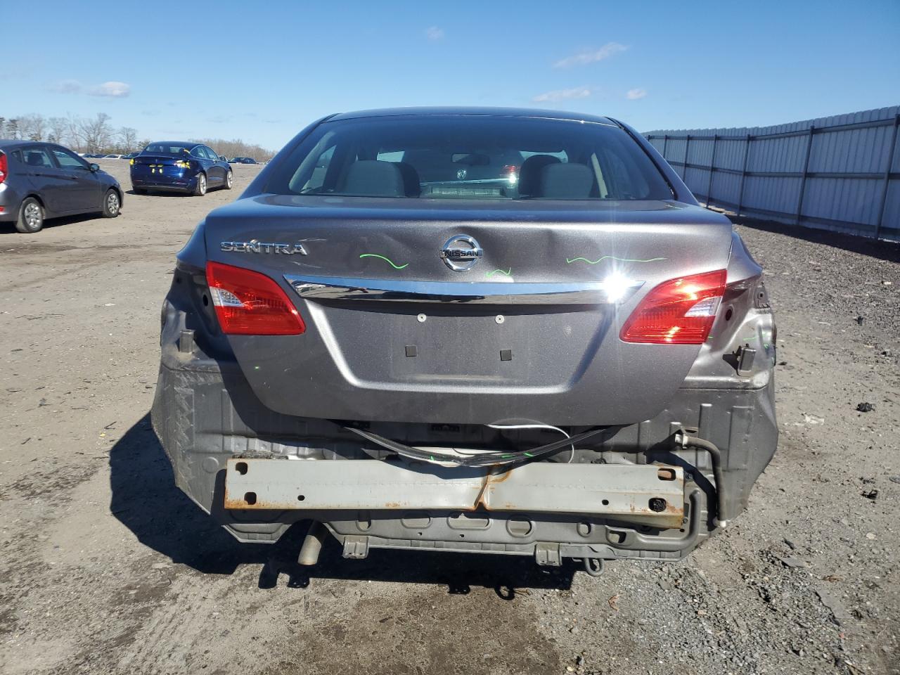 2017 Nissan Sentra - Image 6