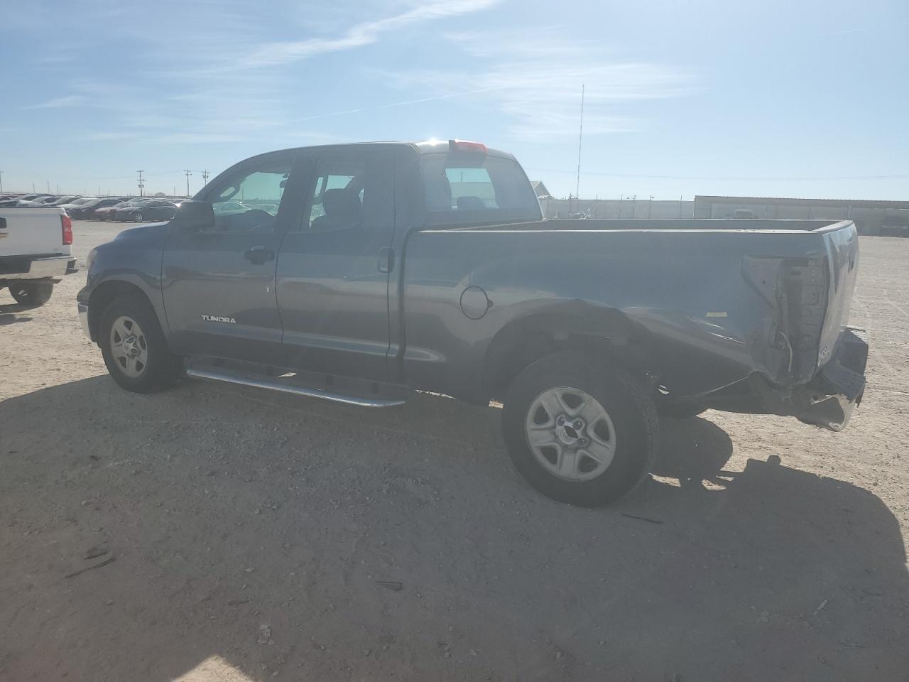 2008 Toyota Tundra - Image 2