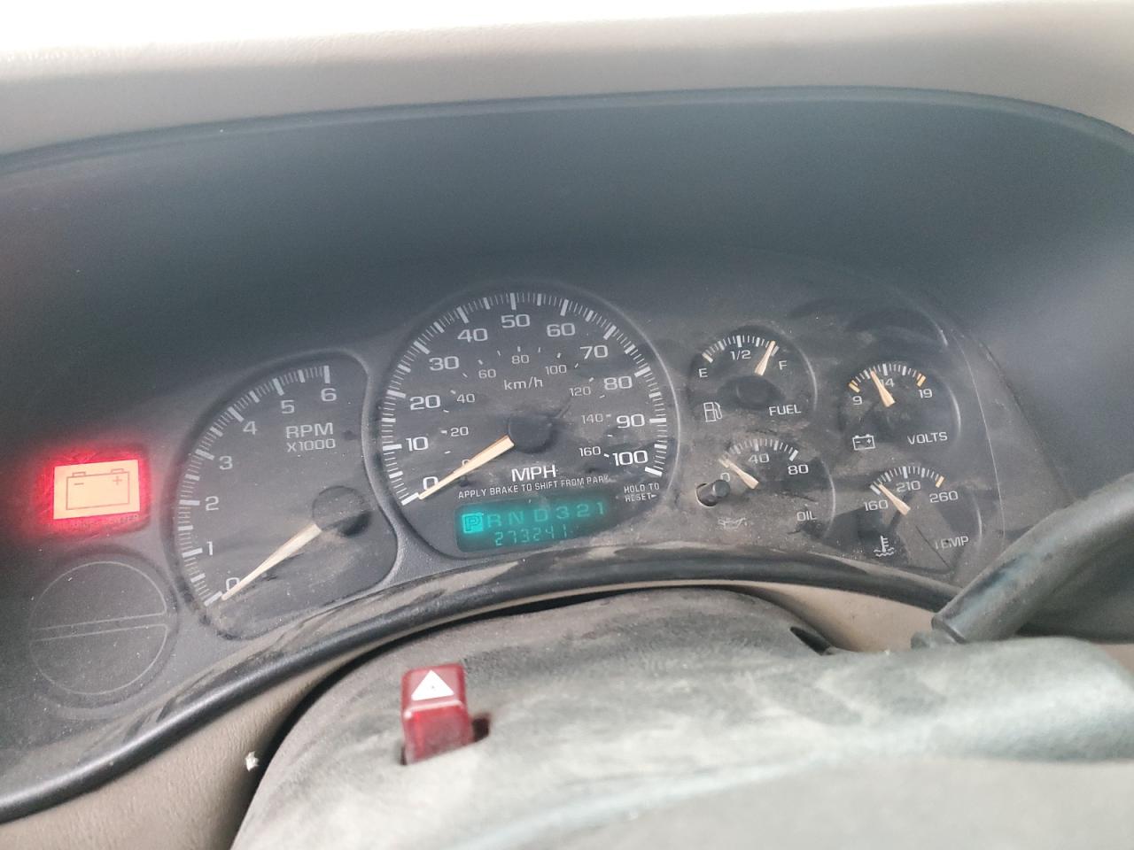2002 Chevrolet Tahoe - Image 9