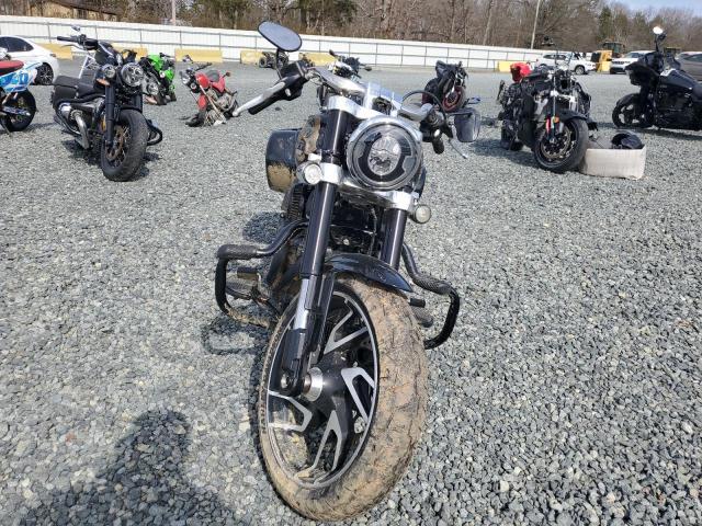  HARLEY-DAVIDSON FLSB 2021 Чорний