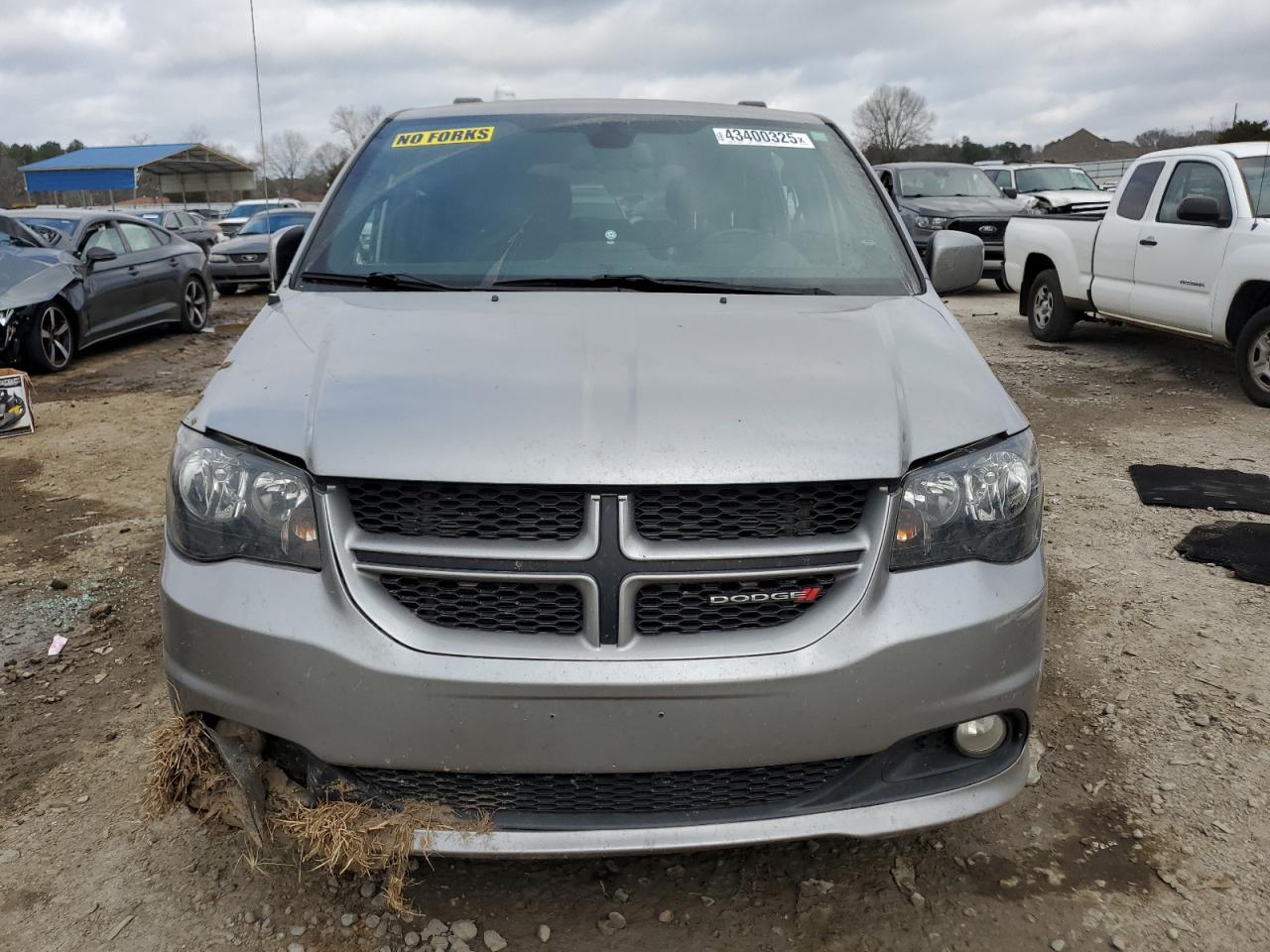 2018 Dodge Caravan - Image 5