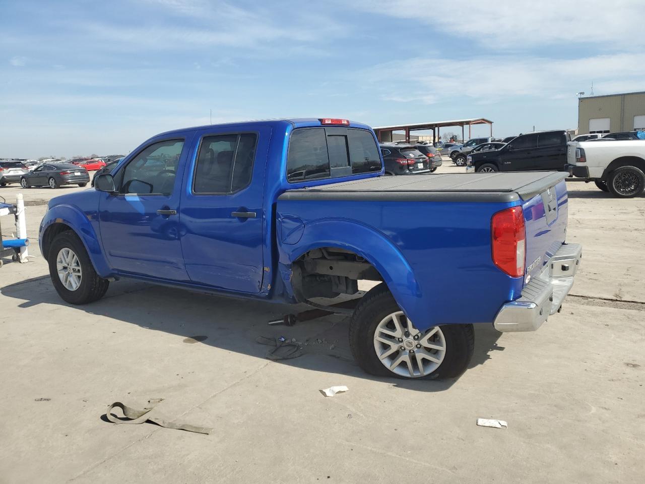2015 Nissan Navara (Frontier) - Image 2