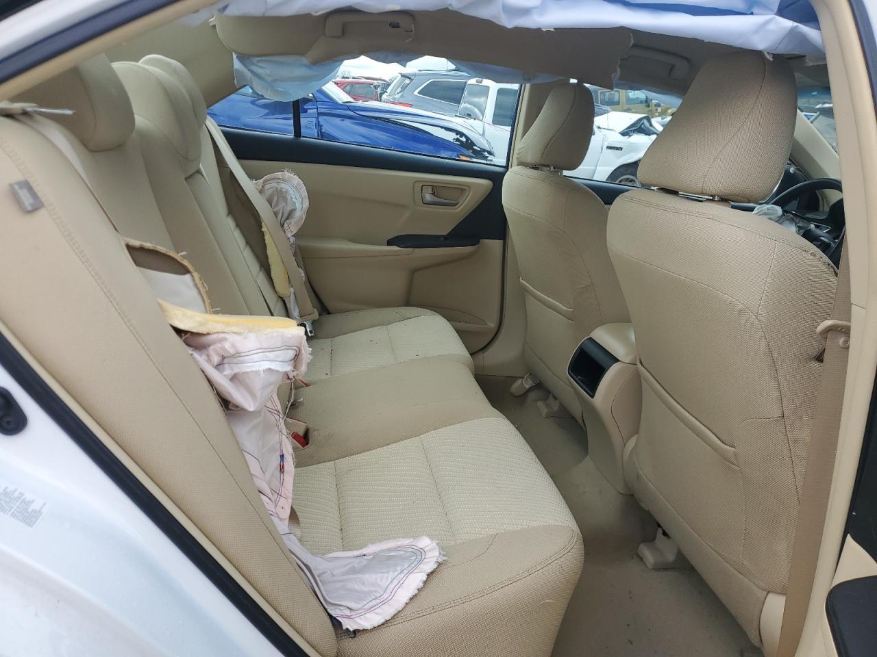 2016 Toyota Camry - Image 10