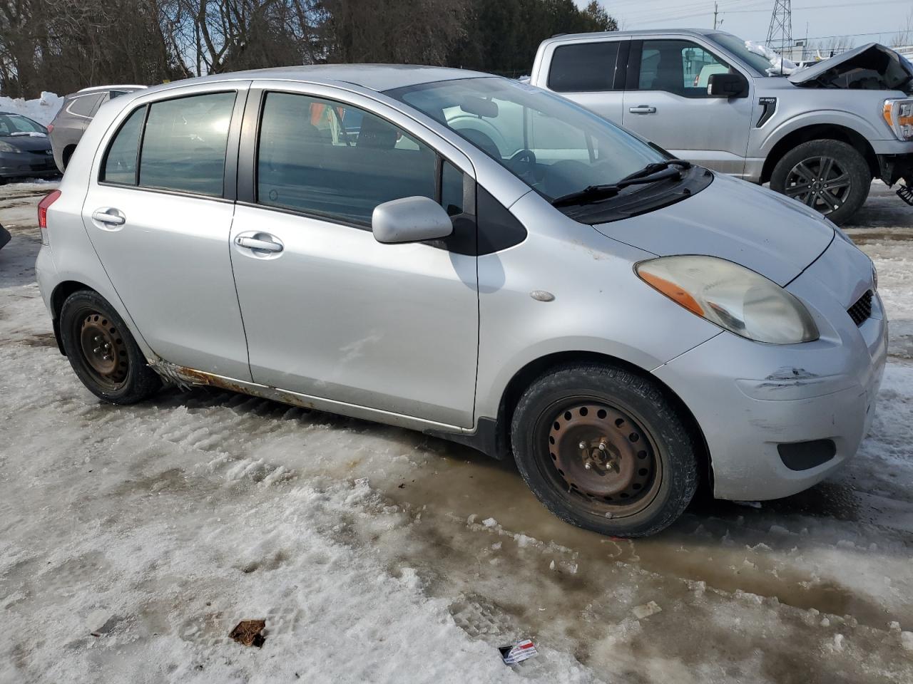 2009 Toyota Yaris - Image 4