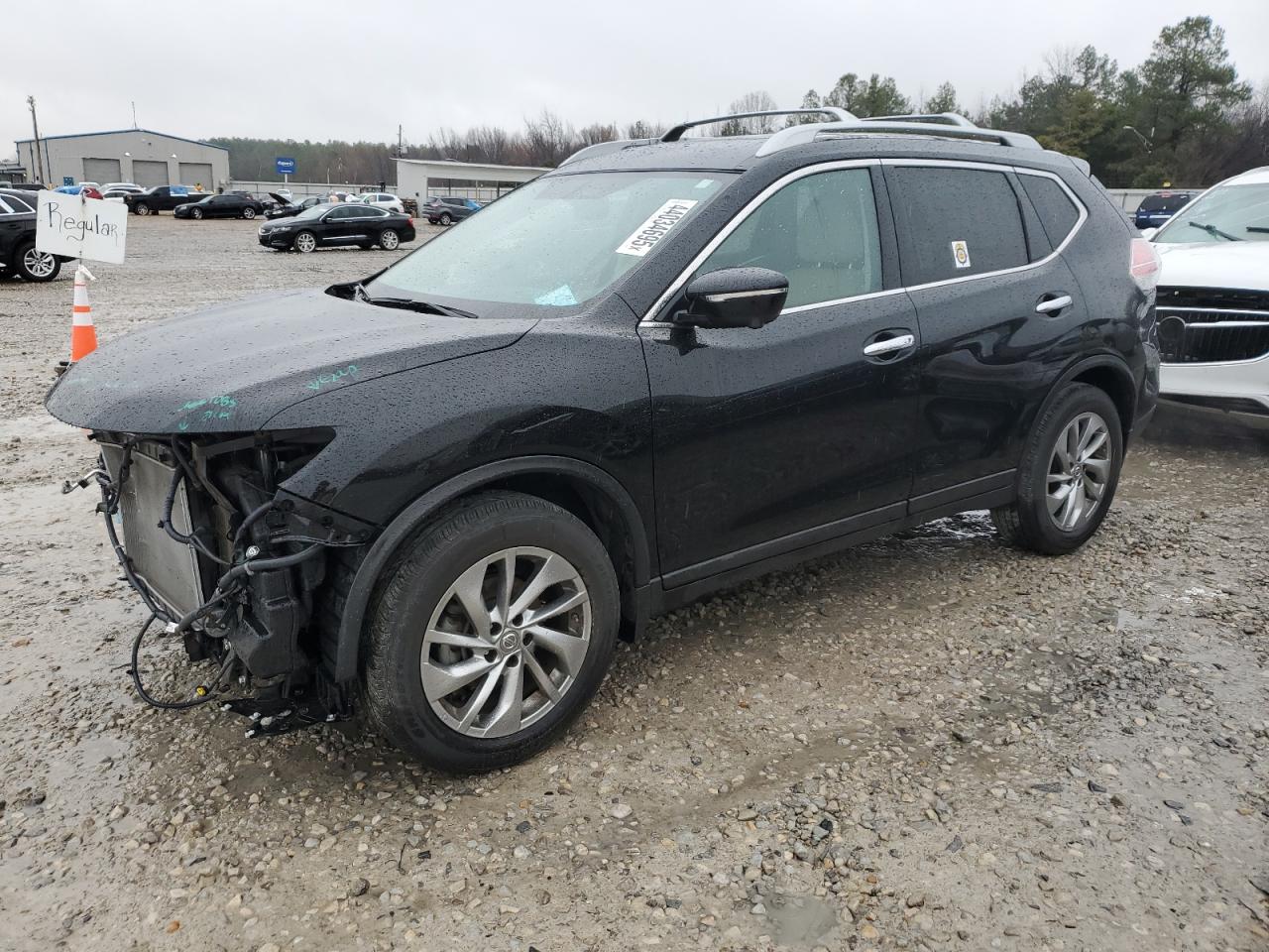 2015 Nissan Rogue - Image 1