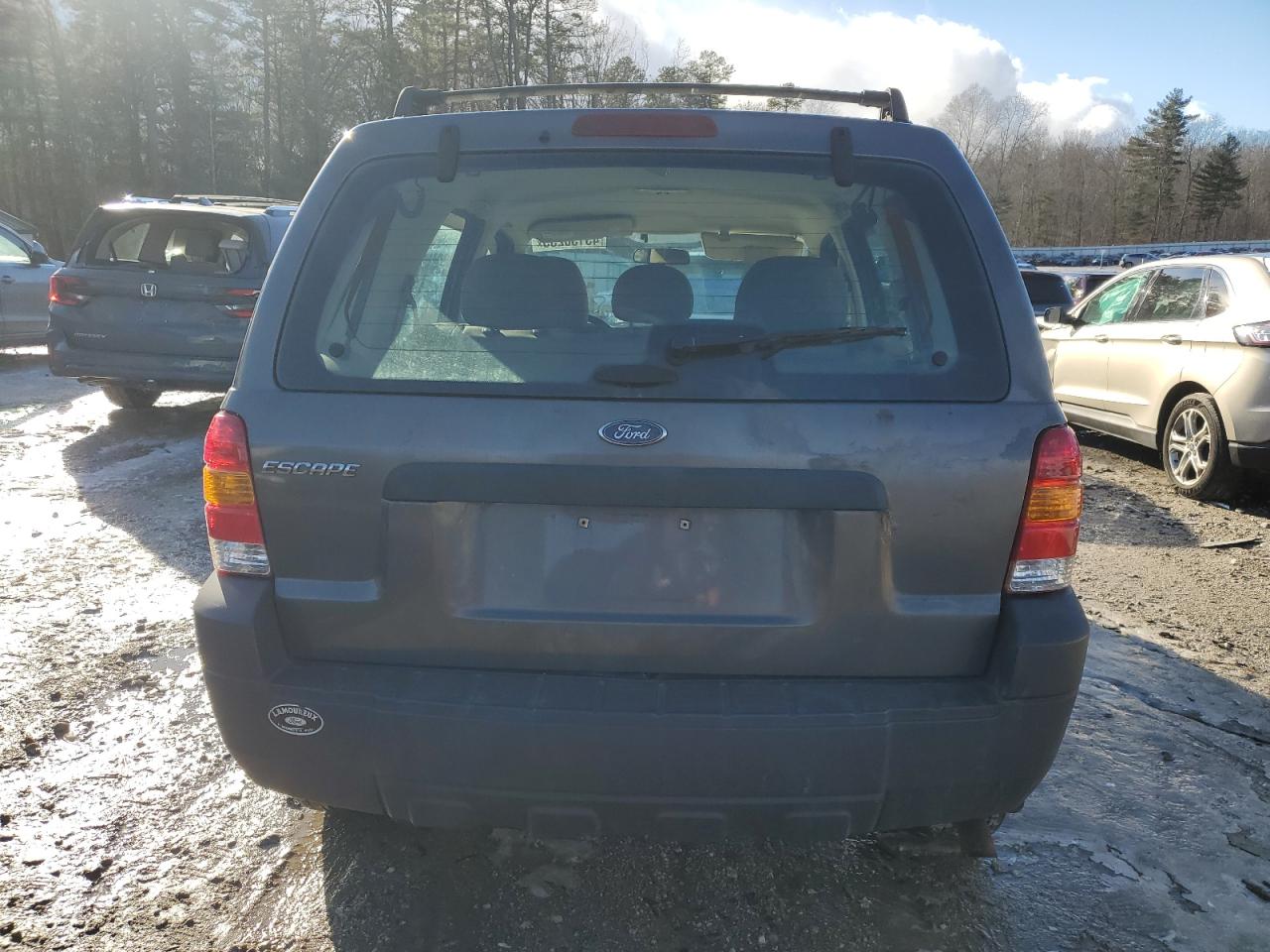 2006 Ford Escape - Image 6