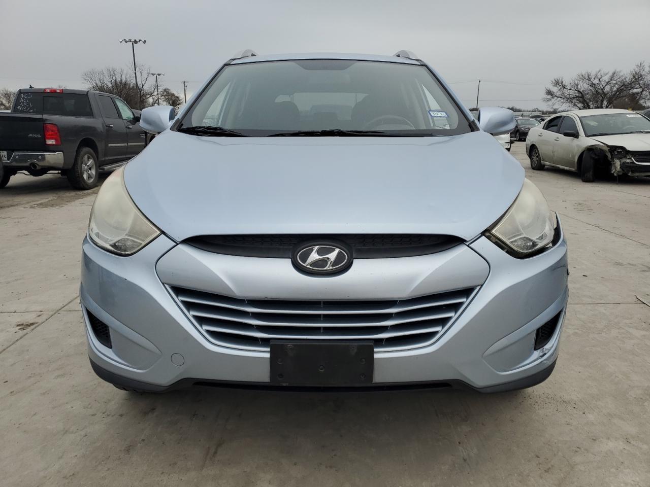 2011 Hyundai Tucson - Image 5