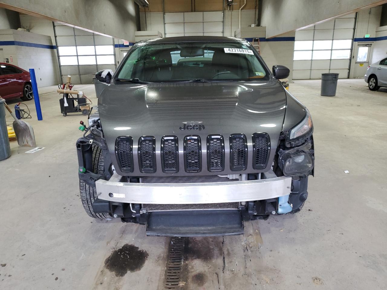 2018 Jeep Grand Cherokee - Image 5