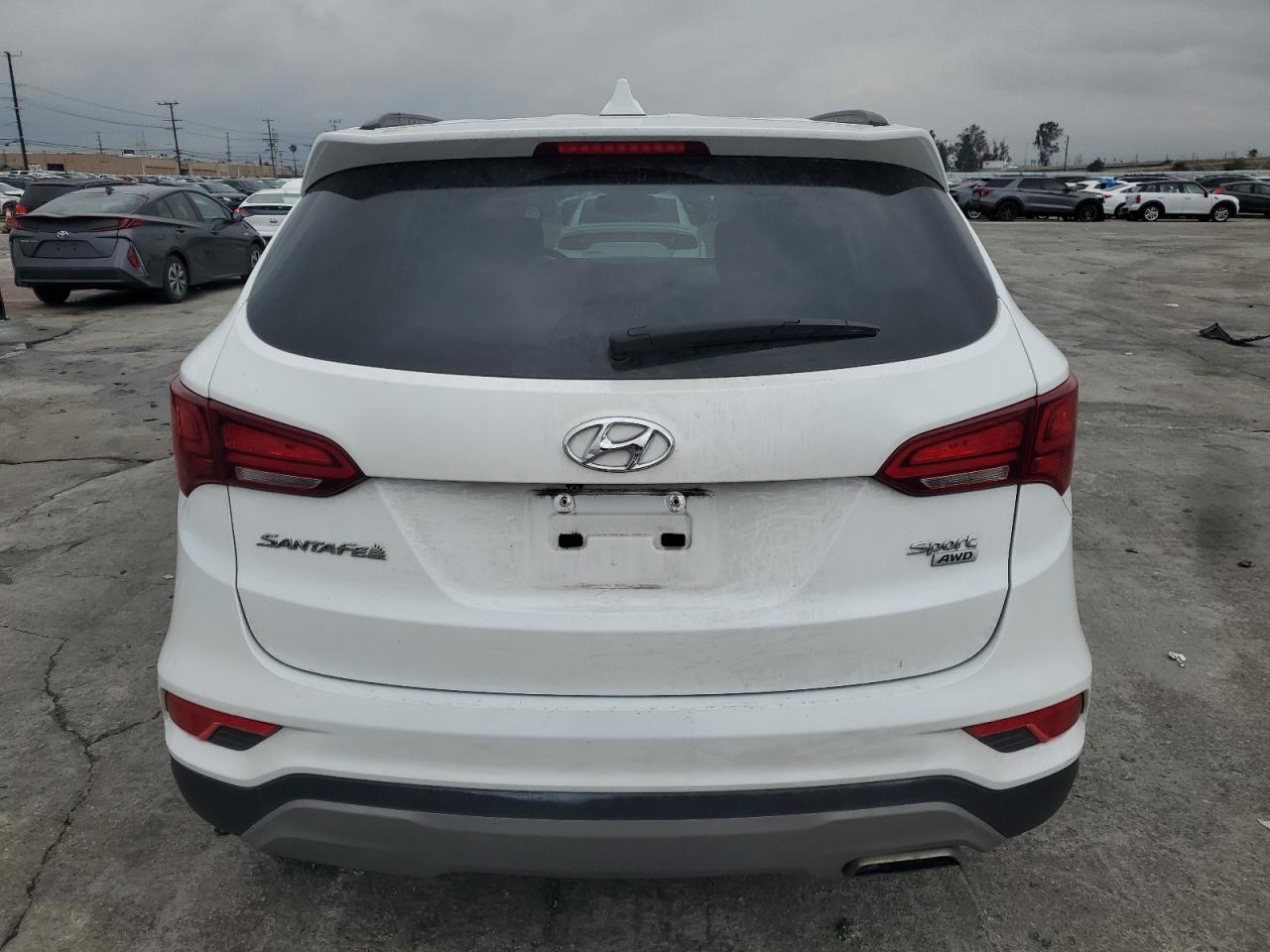 2018 Hyundai Santa Fe - Image 6