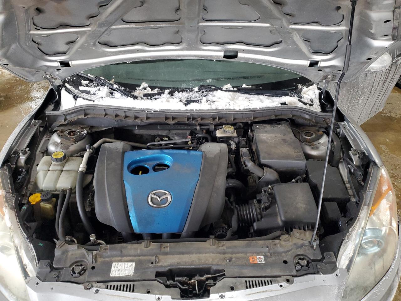 2012 Mazda 3 - Image 11