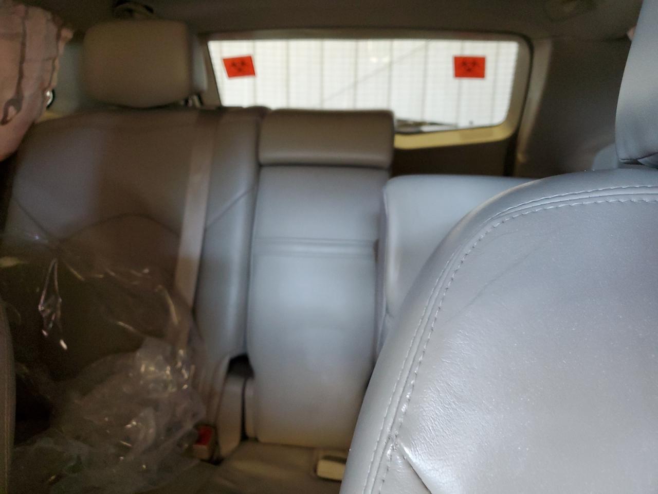 2015 Cadillac SRX - Image 10