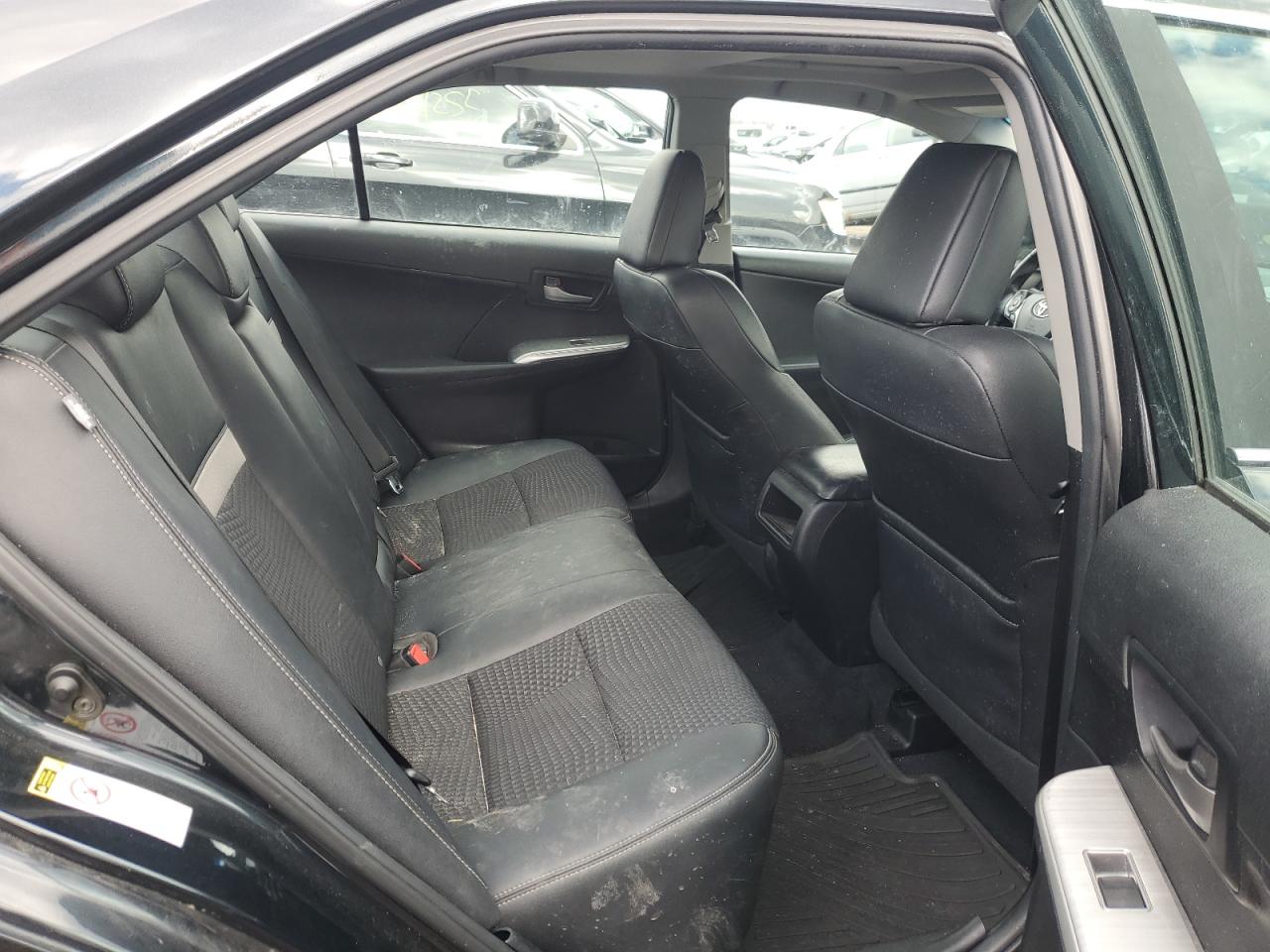 2012 Toyota Camry - Image 10