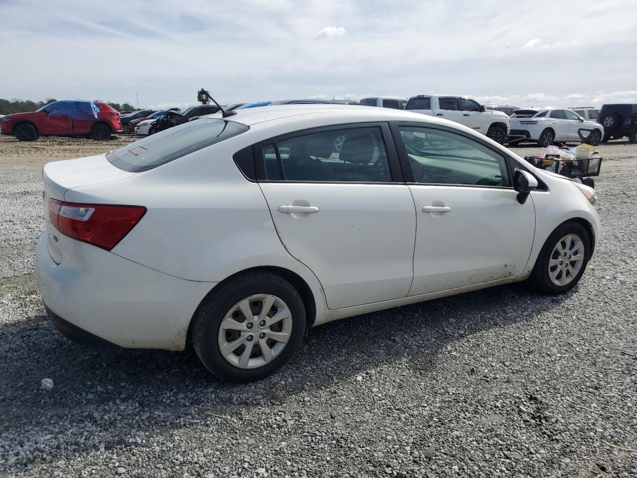 2015 Kia Rio - Image 3