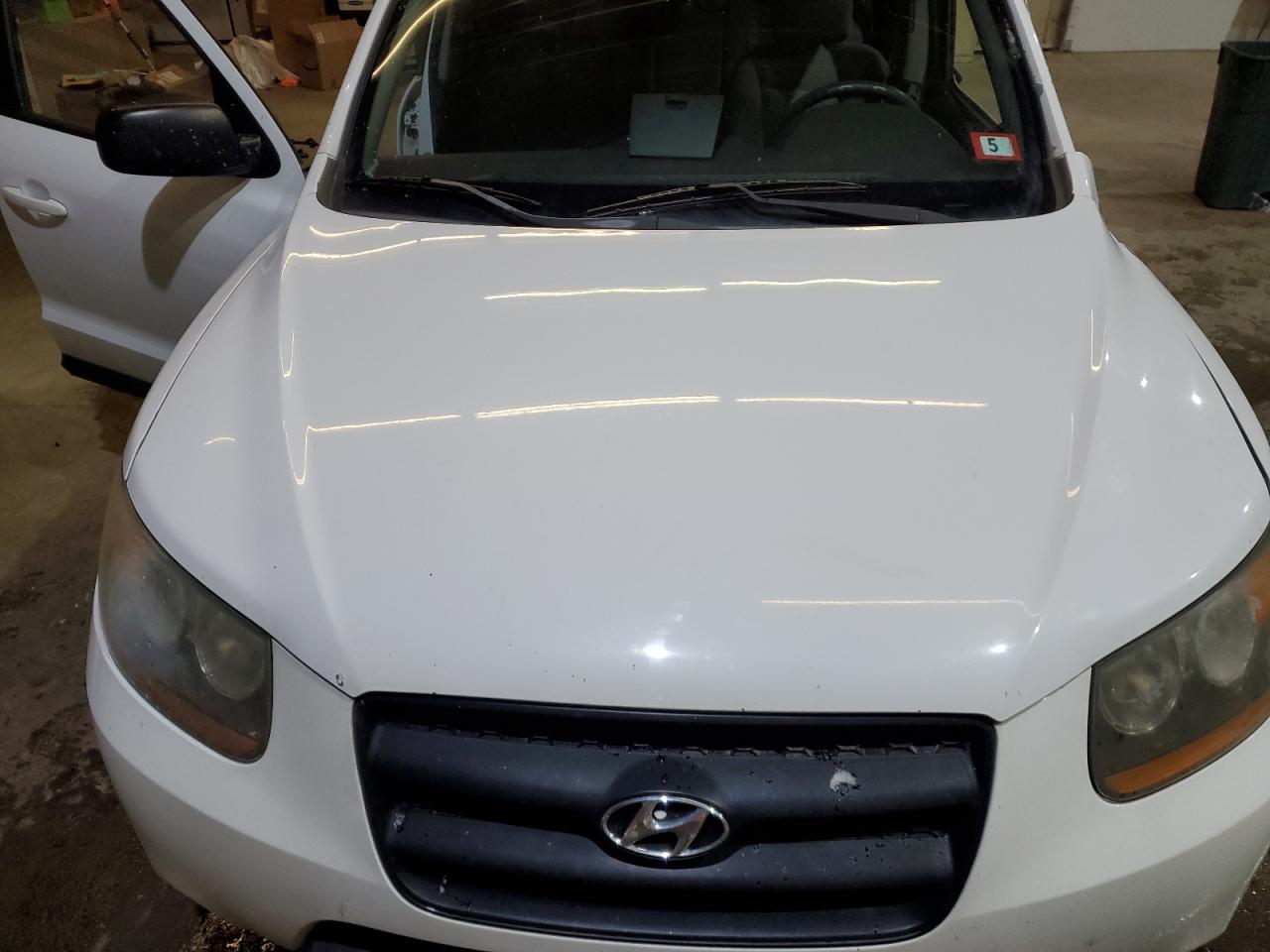2009 Hyundai Santa Fe - Image 12