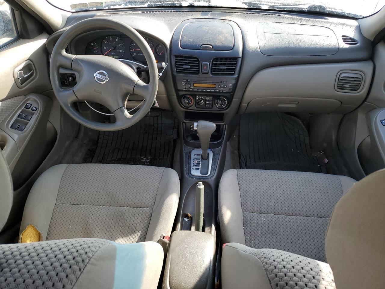 2004 Nissan Sentra - Image 8