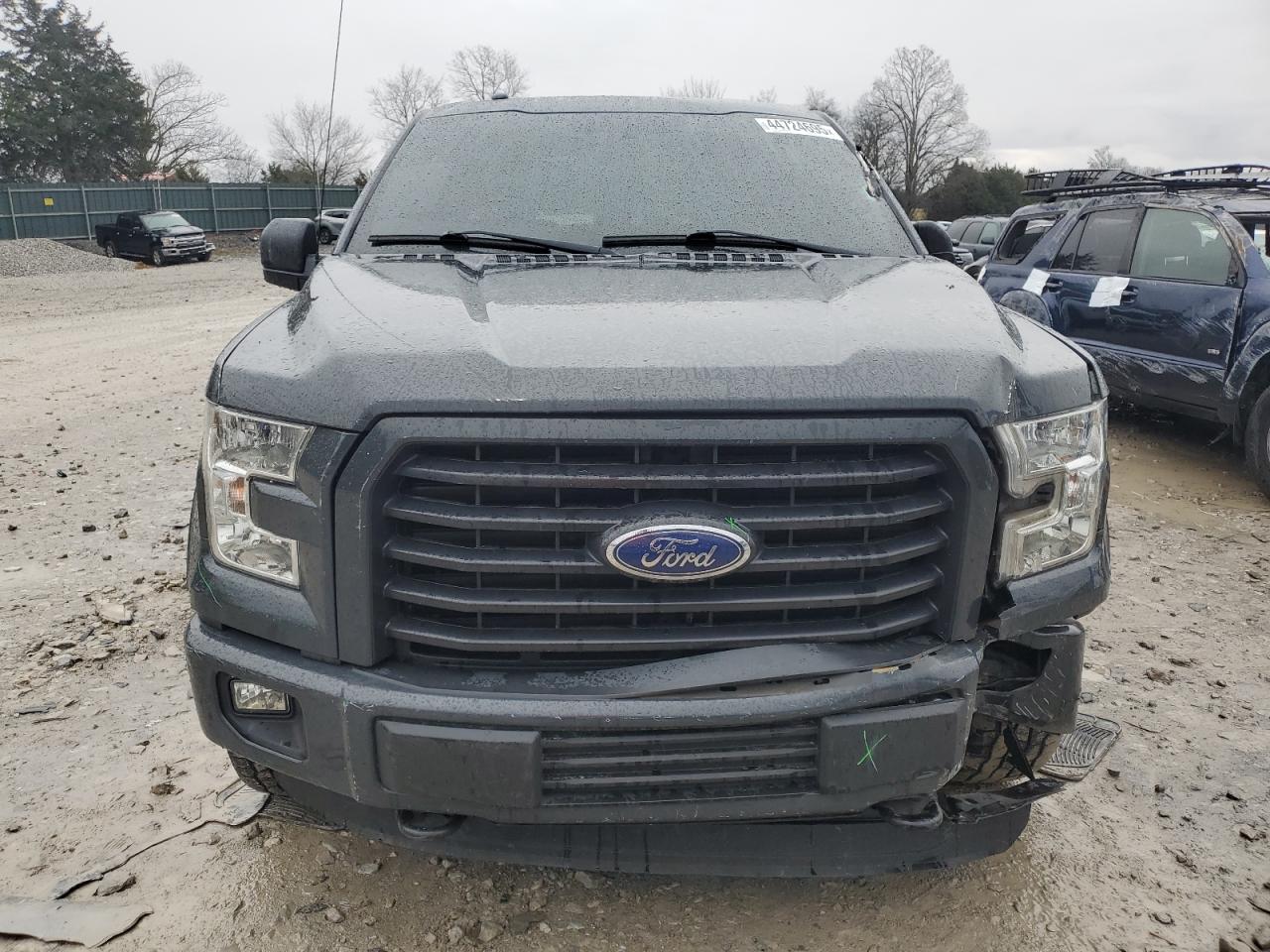 2016 Ford F-150 - Image 5